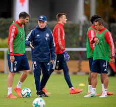 Trainer Jupp Heynckes - FC Bayern Munich Training