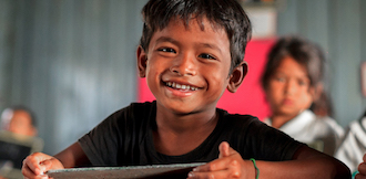 Save the Children Schulkind aus Nepal